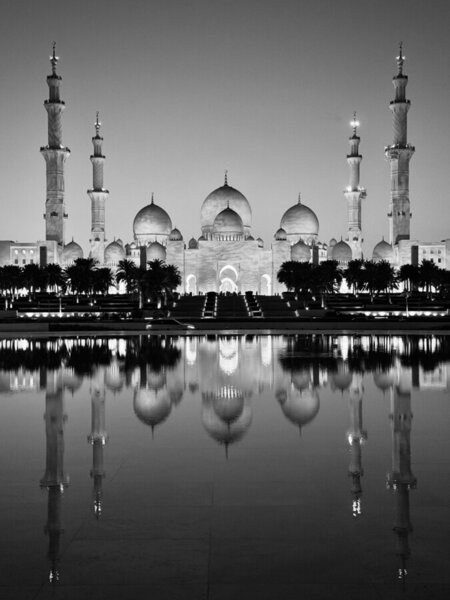 Photograph Ingrida Kuznecova Sheikh Zayed Grand Mosque on One Eyeland